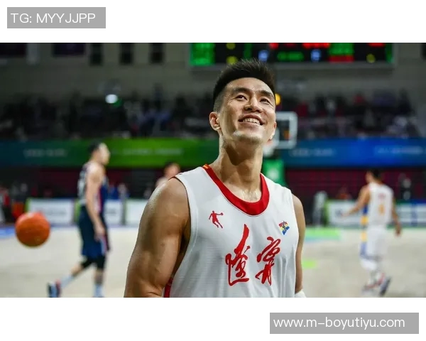 郭艾伦重返训练场广州龙狮迎来熟悉的帅气身影引发球迷热议